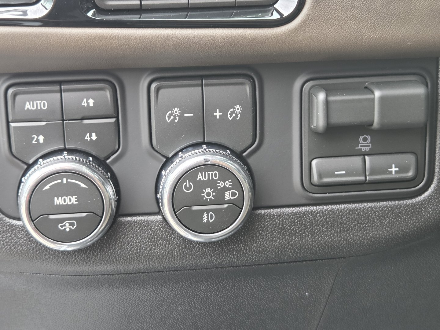 2027 GMC Yukon XL Denali Ultimate - Photo 37