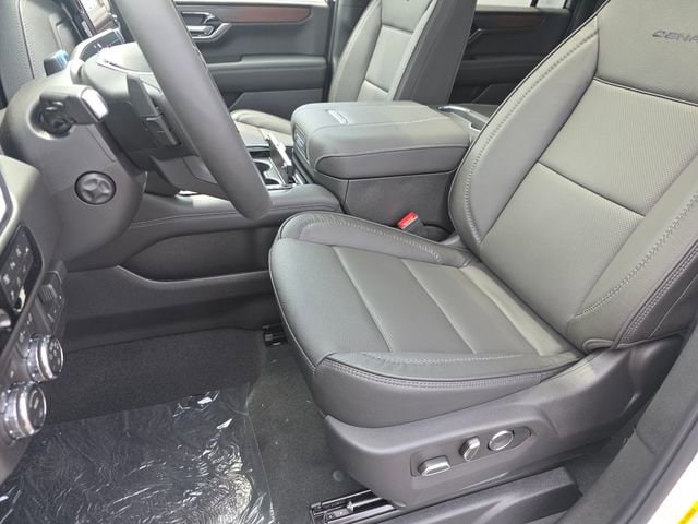 2026 GMC Yukon XL Denali - Photo 25