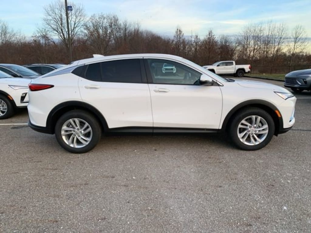 New 2026 Buick Envista Preferred SUV