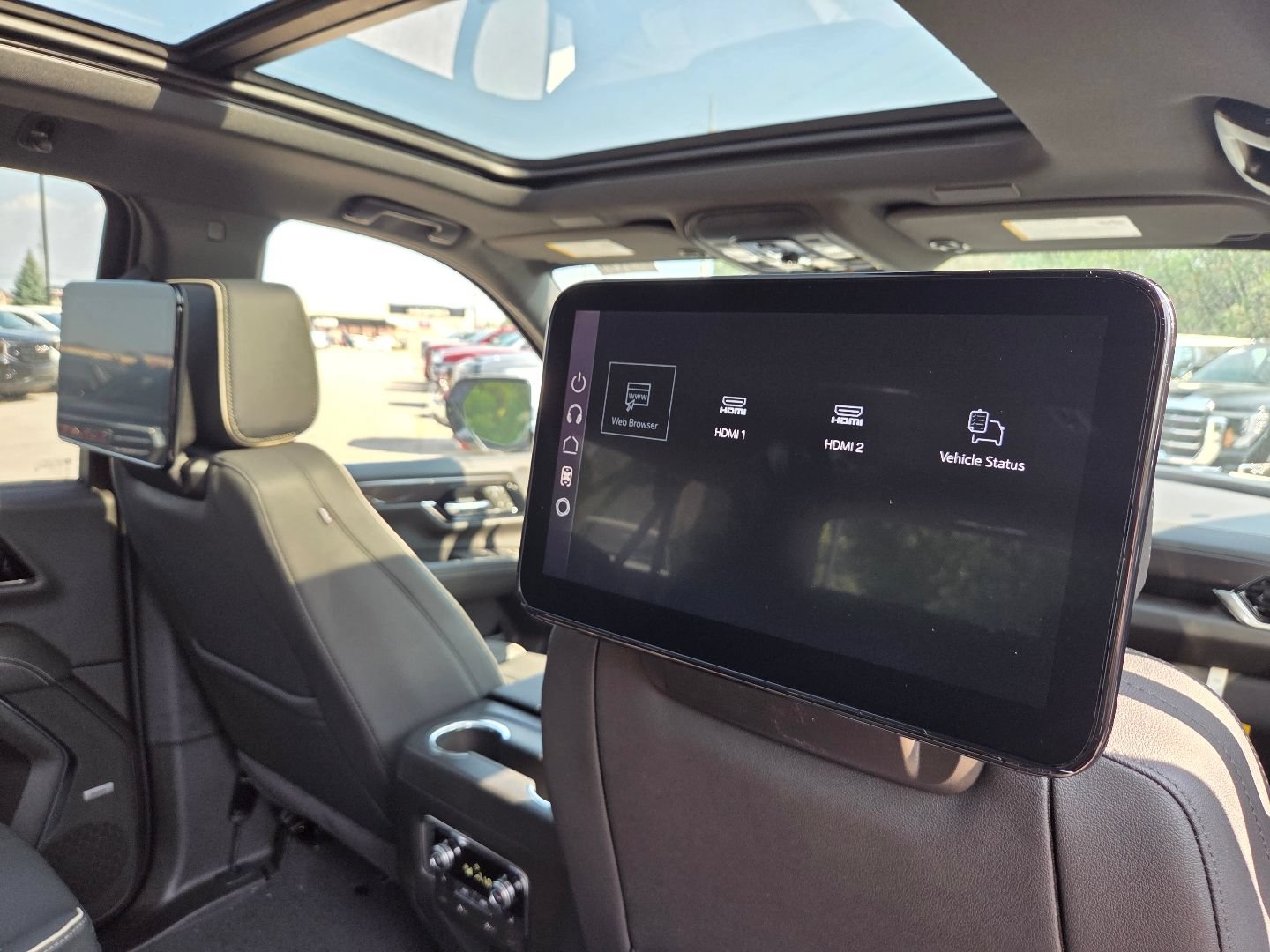 2026 GMC Yukon XL Elevation - Photo 26