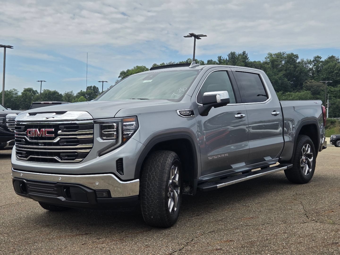 2026 GMC Sierra 1500 SLT - Photo 15