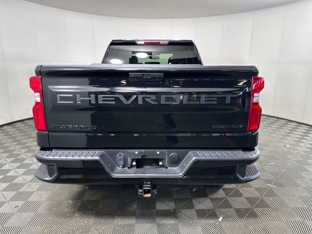 2022 Chevrolet Silverado 1500 Custom photo 3
