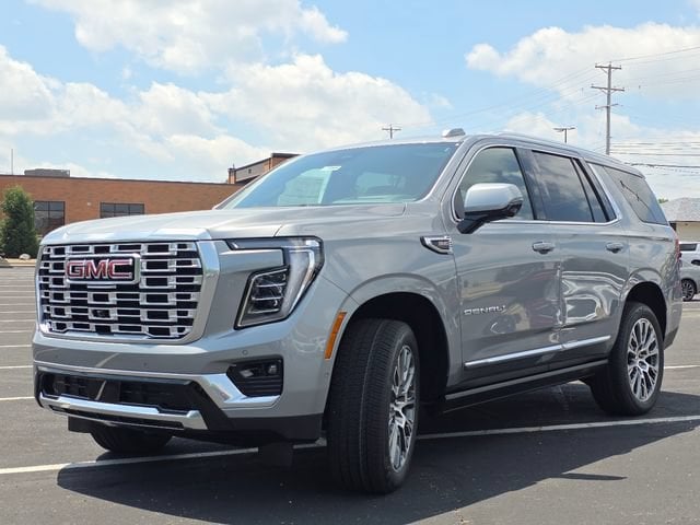 2026 GMC Yukon Denali - Photo 13