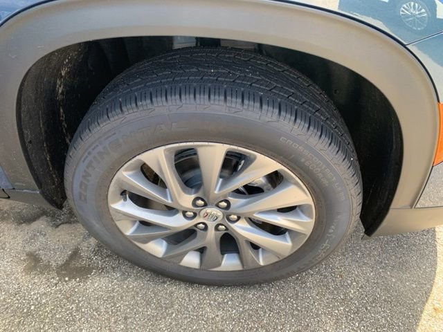 2026 Buick Enclave Preferred photo 2