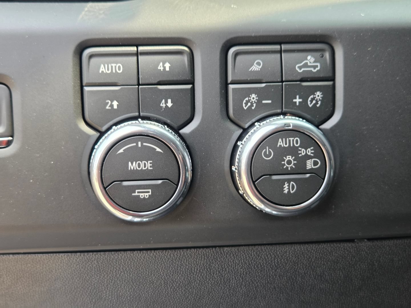 2026 GMC Sierra 2500HD AT4 - Photo 33