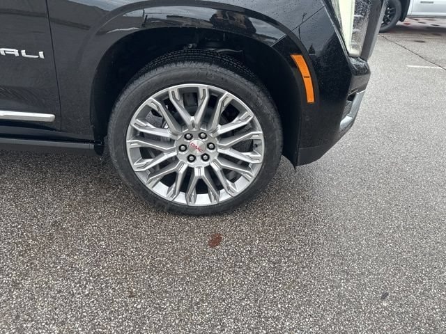 2026 GMC Yukon XL Denali - Photo 6