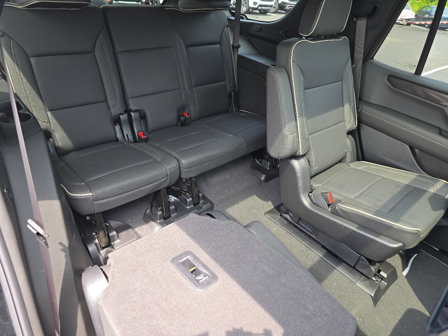 2026 GMC Yukon Elevation - Photo 25
