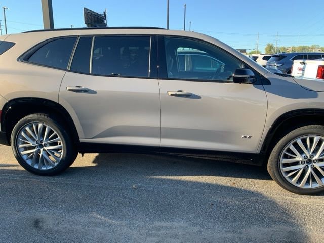 2026 Buick Enclave Sport Touring photo 3