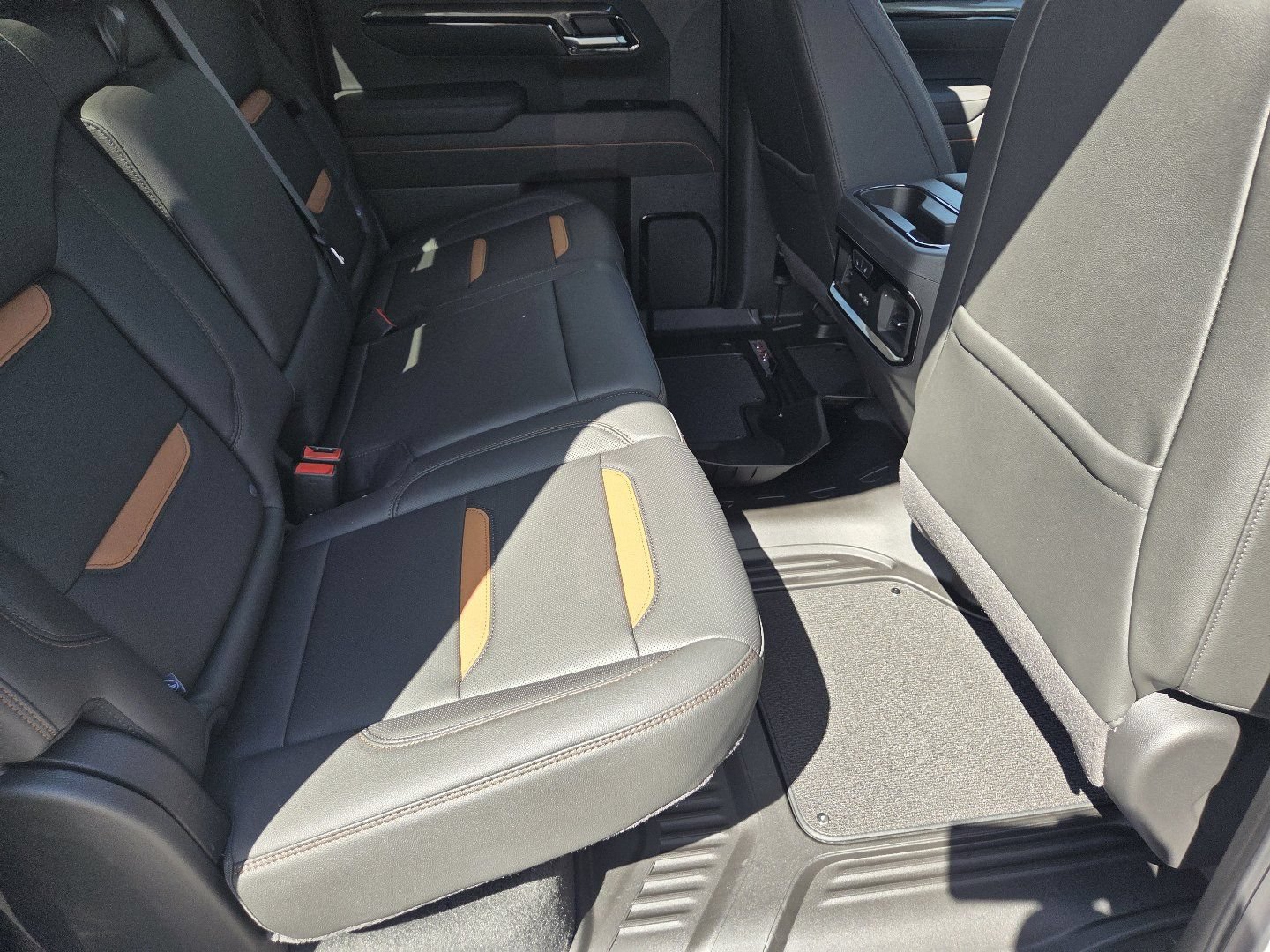 2026 GMC Sierra 1500 AT4 - Photo 25