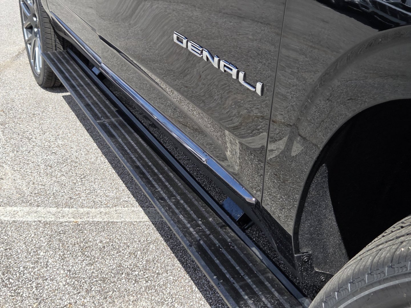 2026 GMC Yukon XL Denali Ultimate - Photo 22