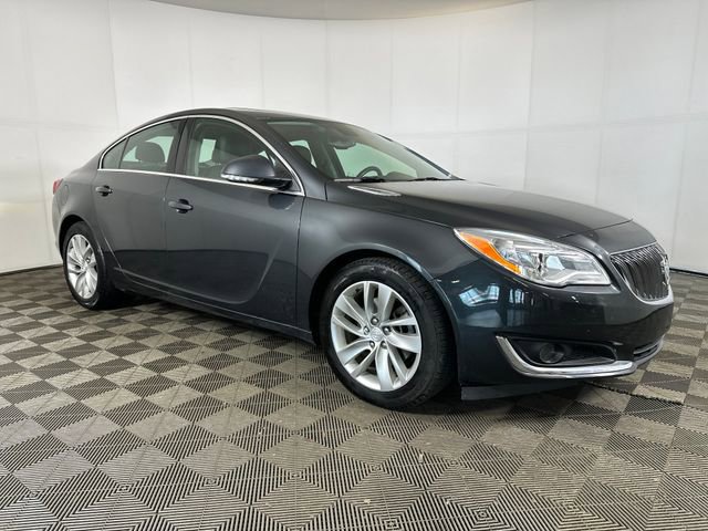 Used 2016 Buick Regal Base with VIN 2G4GK5EX9G9195927 for sale in North Canton, OH