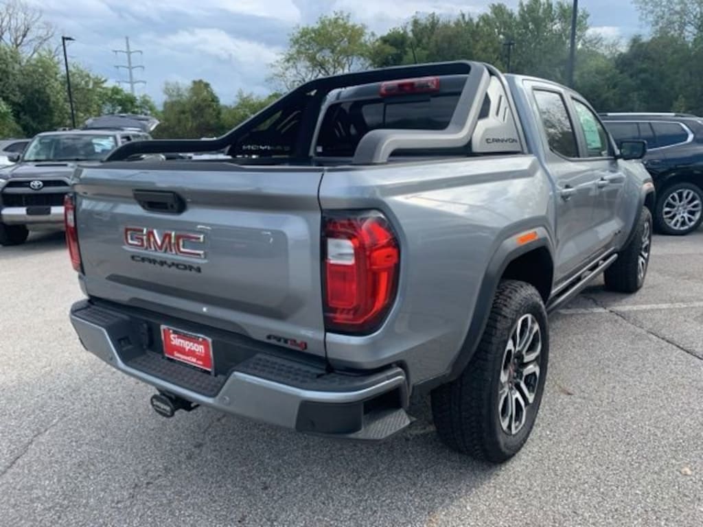 New 2025 GMC Canyon AT4 Truck
