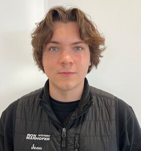 Staff member Sean Linkie from ID_cd76c85ec7c2