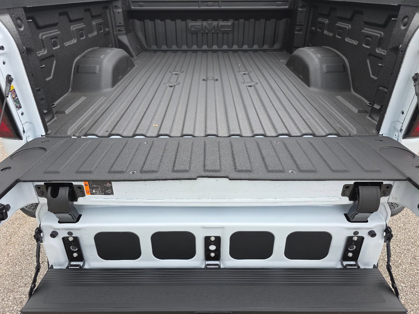 2026 GMC Sierra 2500HD Denali - Photo 25