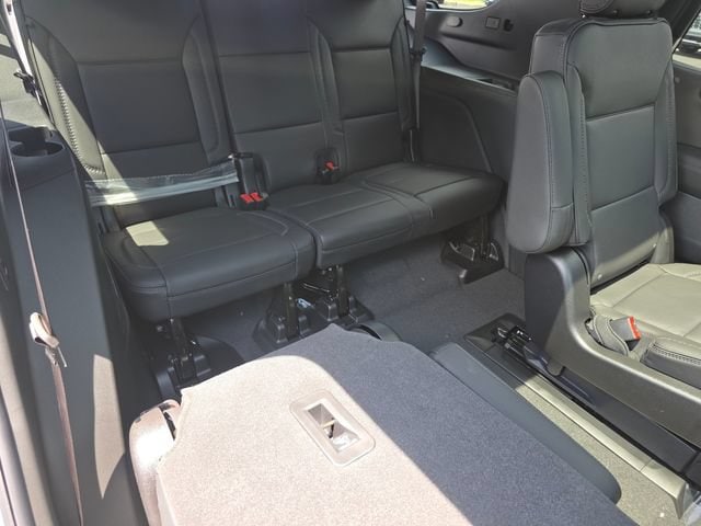 2026 GMC Yukon Denali - Photo 22