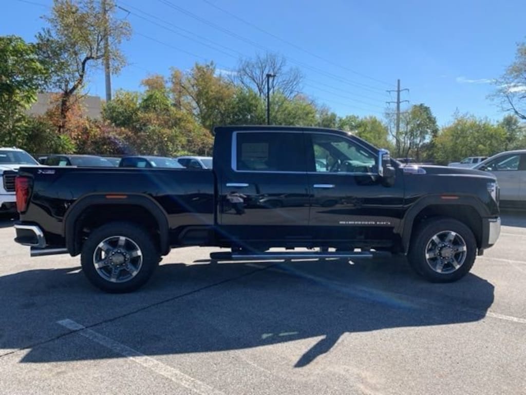 New 2025 GMC Sierra 2500 HD SLT Truck