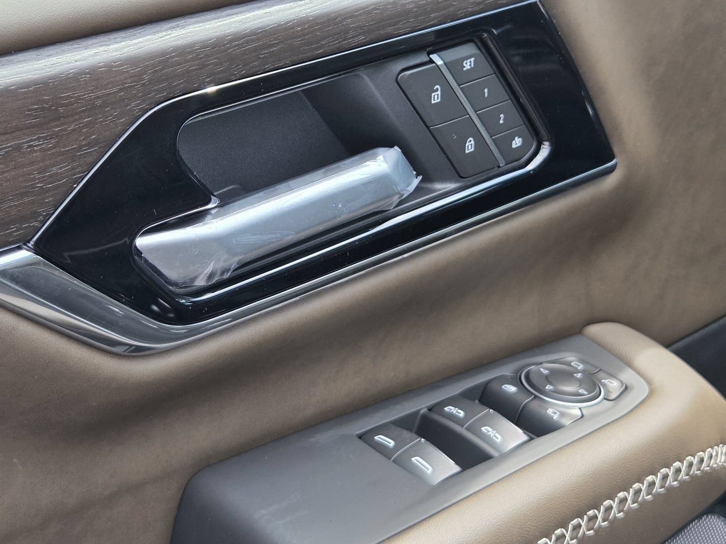 2026 GMC Yukon XL Denali Ultimate - Photo 31