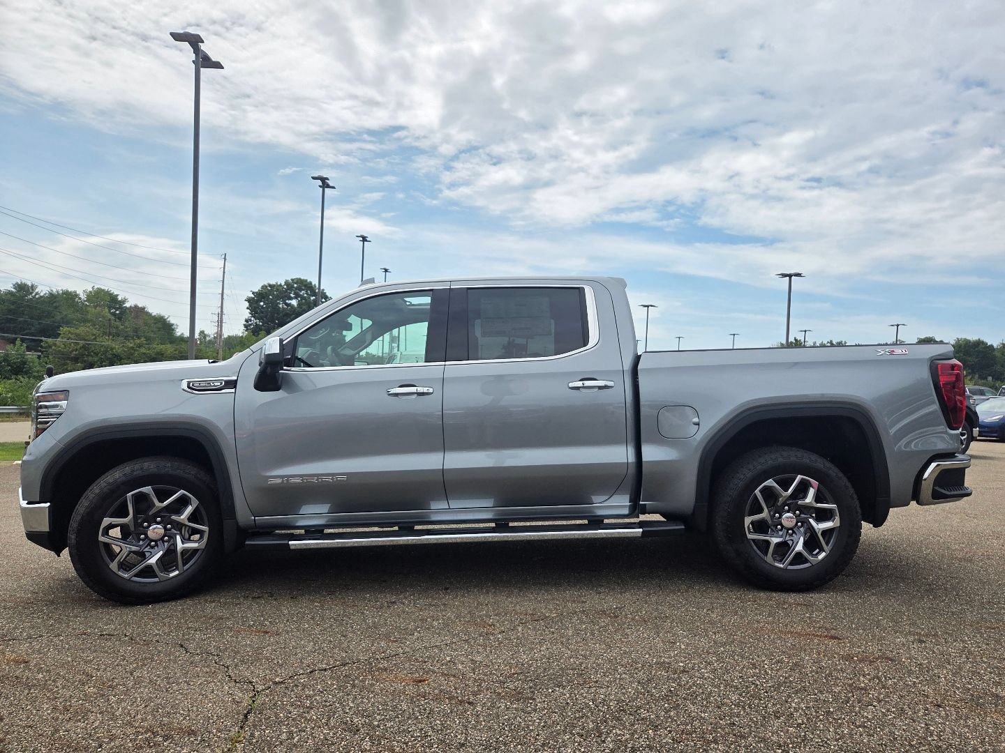 2026 GMC Sierra 1500 SLT - Photo 16