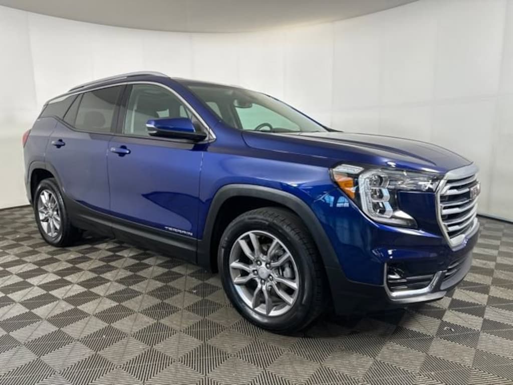 Used 2022 GMC Terrain SLT SUV