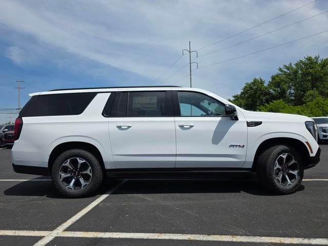 2026 GMC Yukon XL AT4 Ultimate - Photo 18