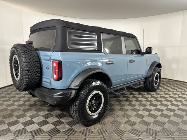 2022 Ford Bronco Base photo 3