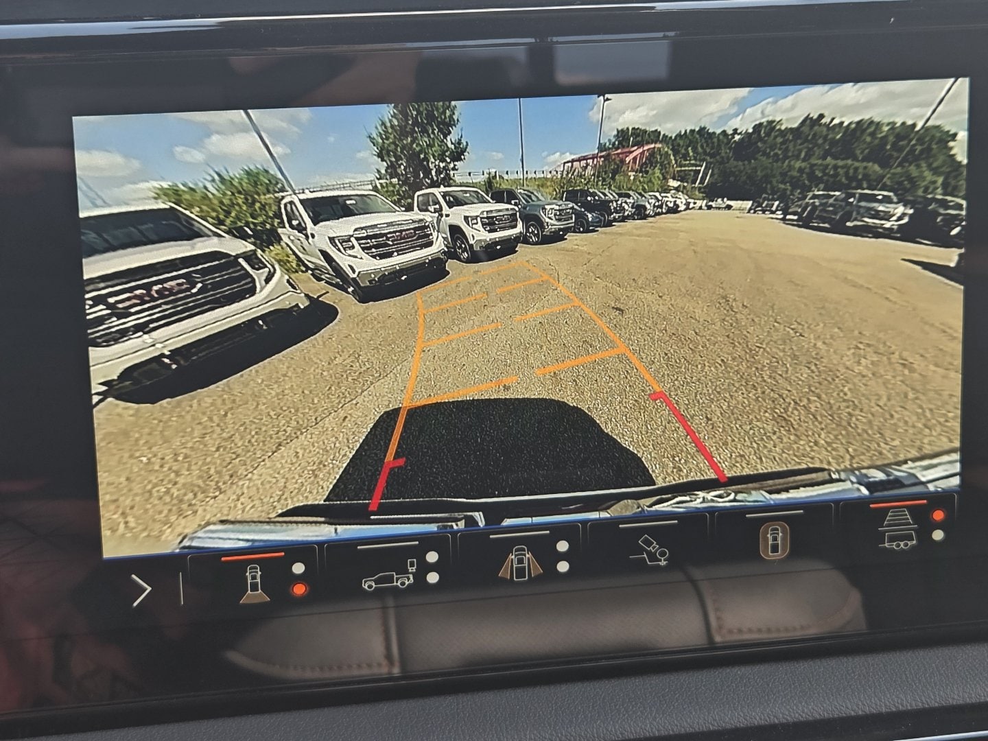 2026 GMC Sierra 1500 AT4 - Photo 7