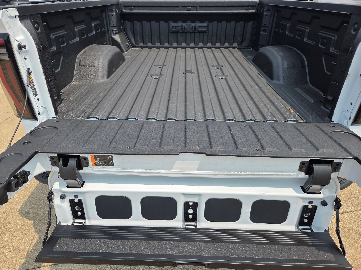 2026 GMC Sierra 2500HD AT4 - Photo 25