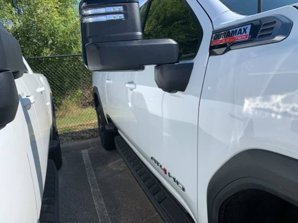 New 2025 GMC Sierra 2500 HD AT4 Truck