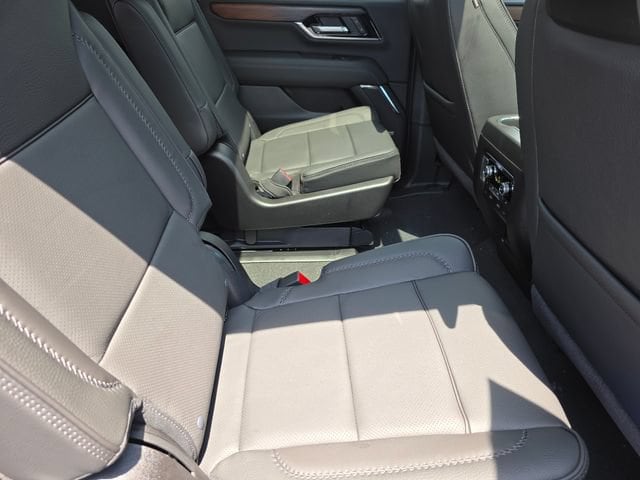 2026 GMC Yukon Denali - Photo 21