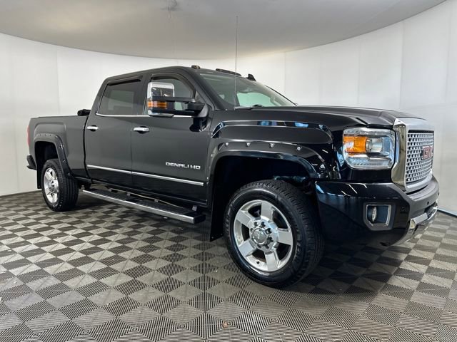 2016 Gmc Sierra 2500 HD Denali photo 2