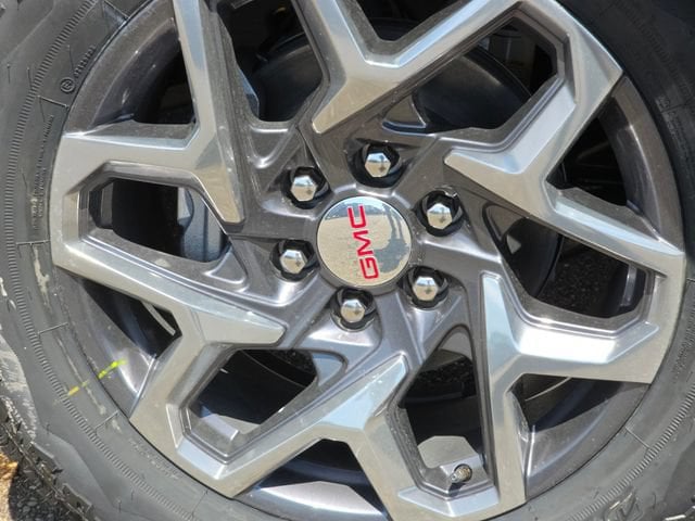 2026 GMC Sierra 1500 SLT - Photo 12