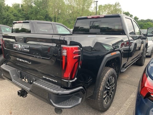 2026 Gmc Sierra 2500 HD Denali Ultimate photo 3