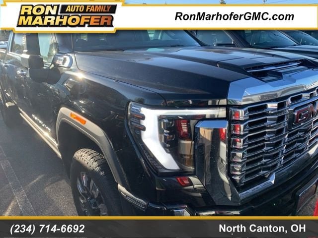 2025 GMC Sierra 2500HD Denali's photo