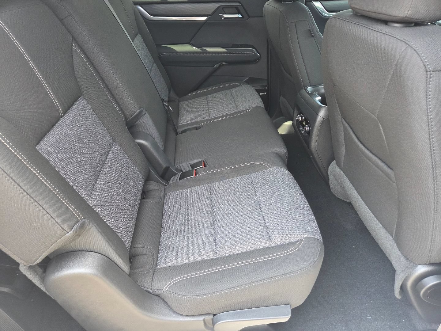 2026 GMC Acadia Elevation - Photo 22