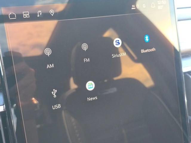 2026 GMC Acadia Denali Ultimate - Photo 9