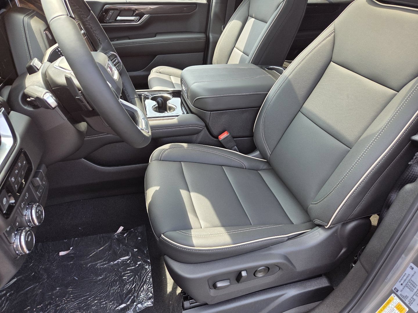 2026 GMC Yukon Elevation - Photo 29