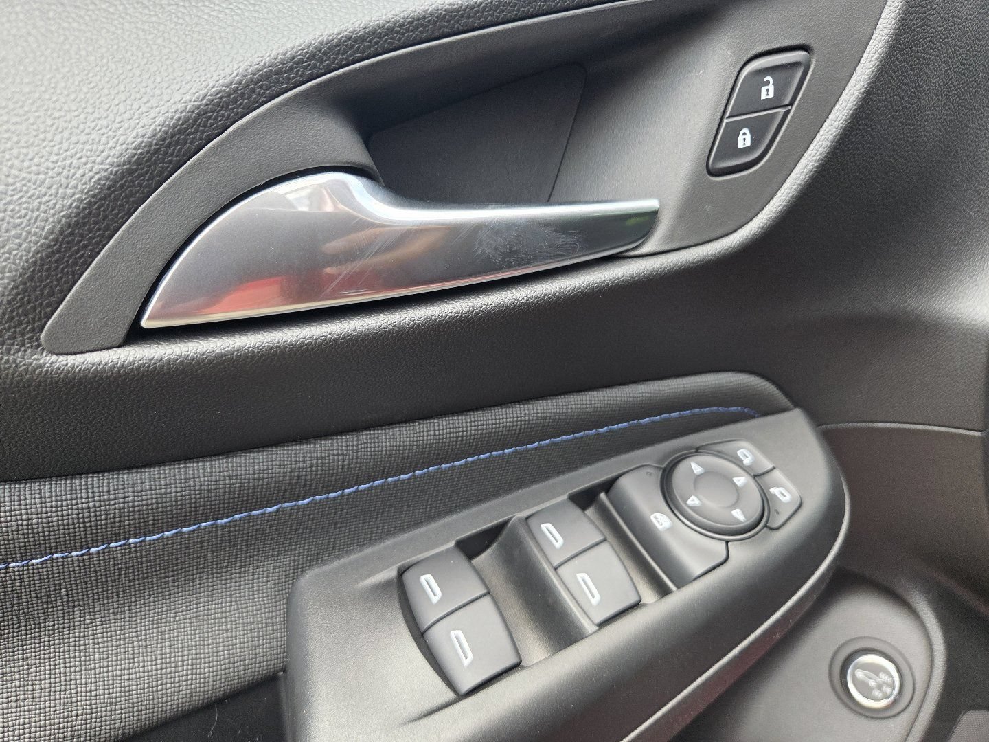 2026 Buick Envista Sport Touring - Photo 25