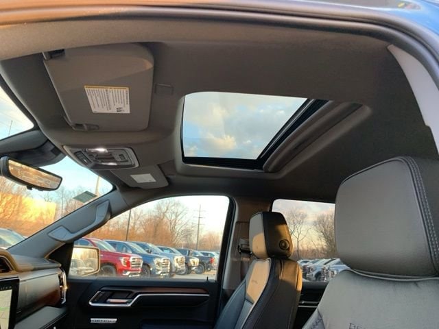 2026 GMC Sierra 1500 Denali - Photo 13