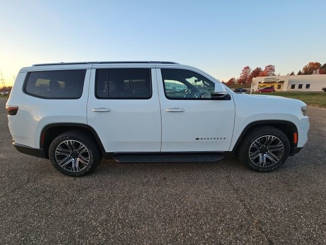 2022 Jeep Wagoneer Series III photo 2