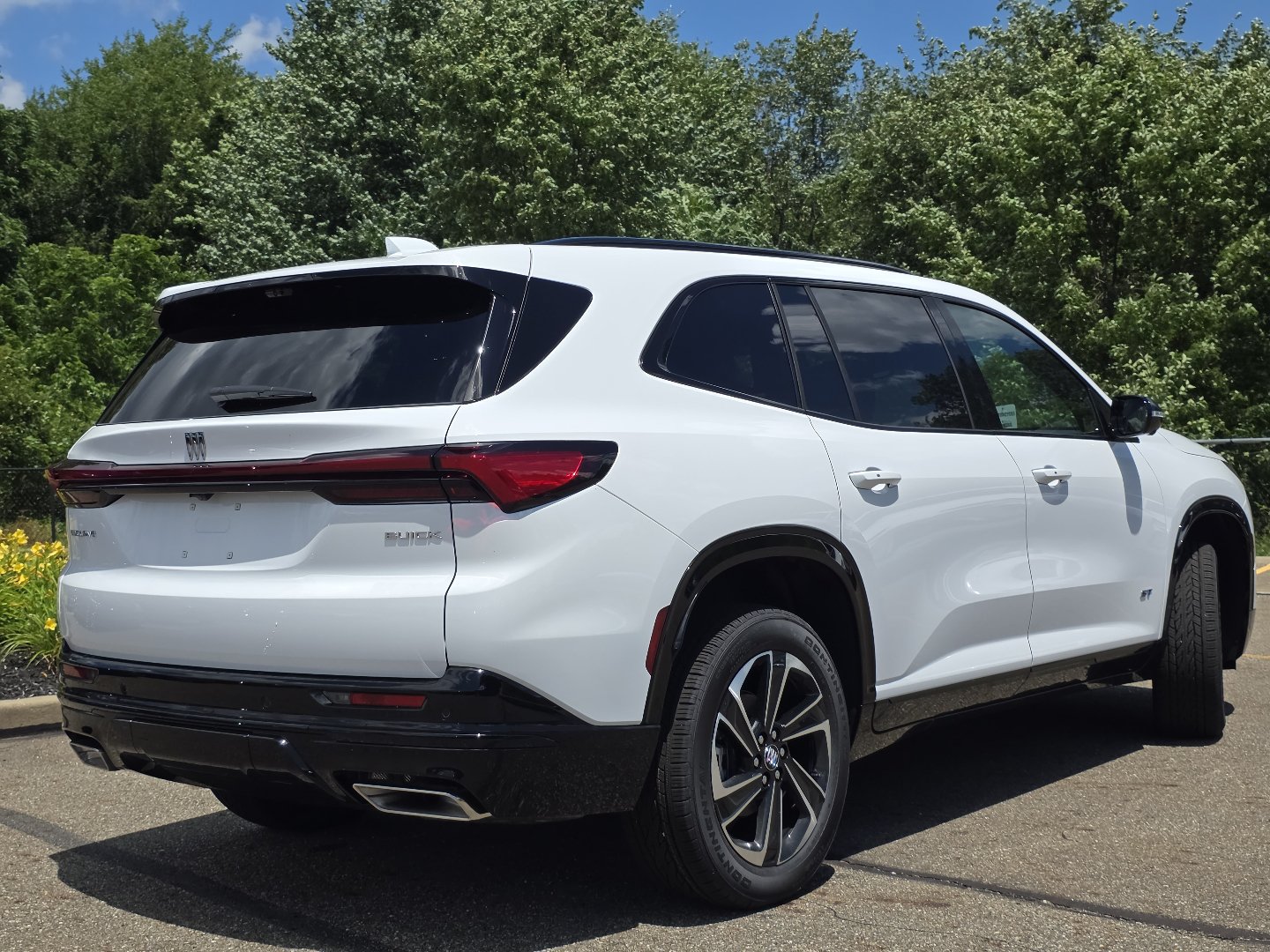 2026 Buick Enclave Sport Touring - Photo 20