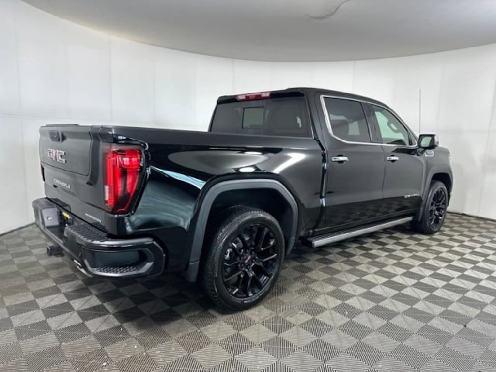 New 2025 GMC Sierra 1500 Denali Truck