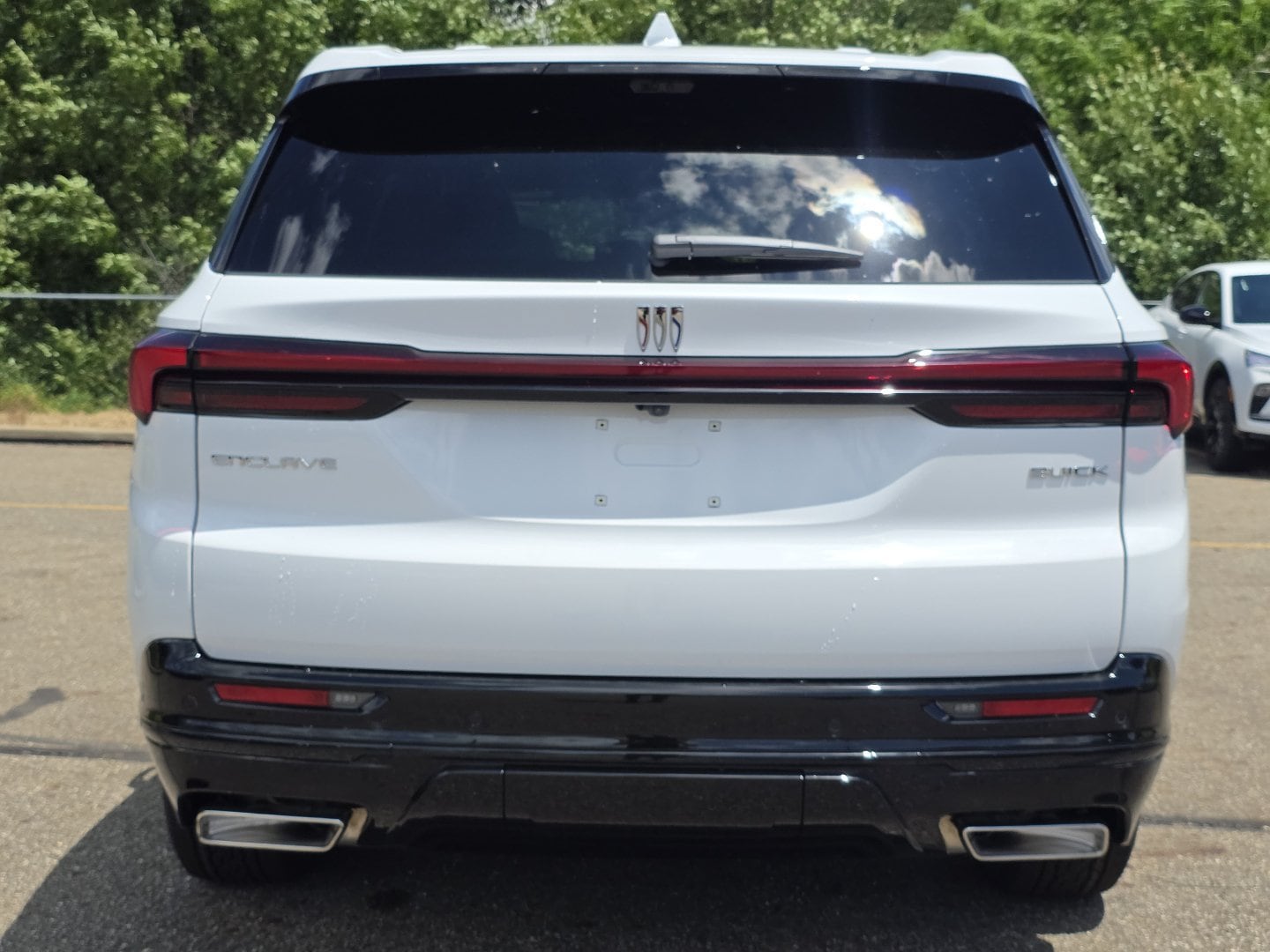 2026 Buick Enclave Sport Touring - Photo 18