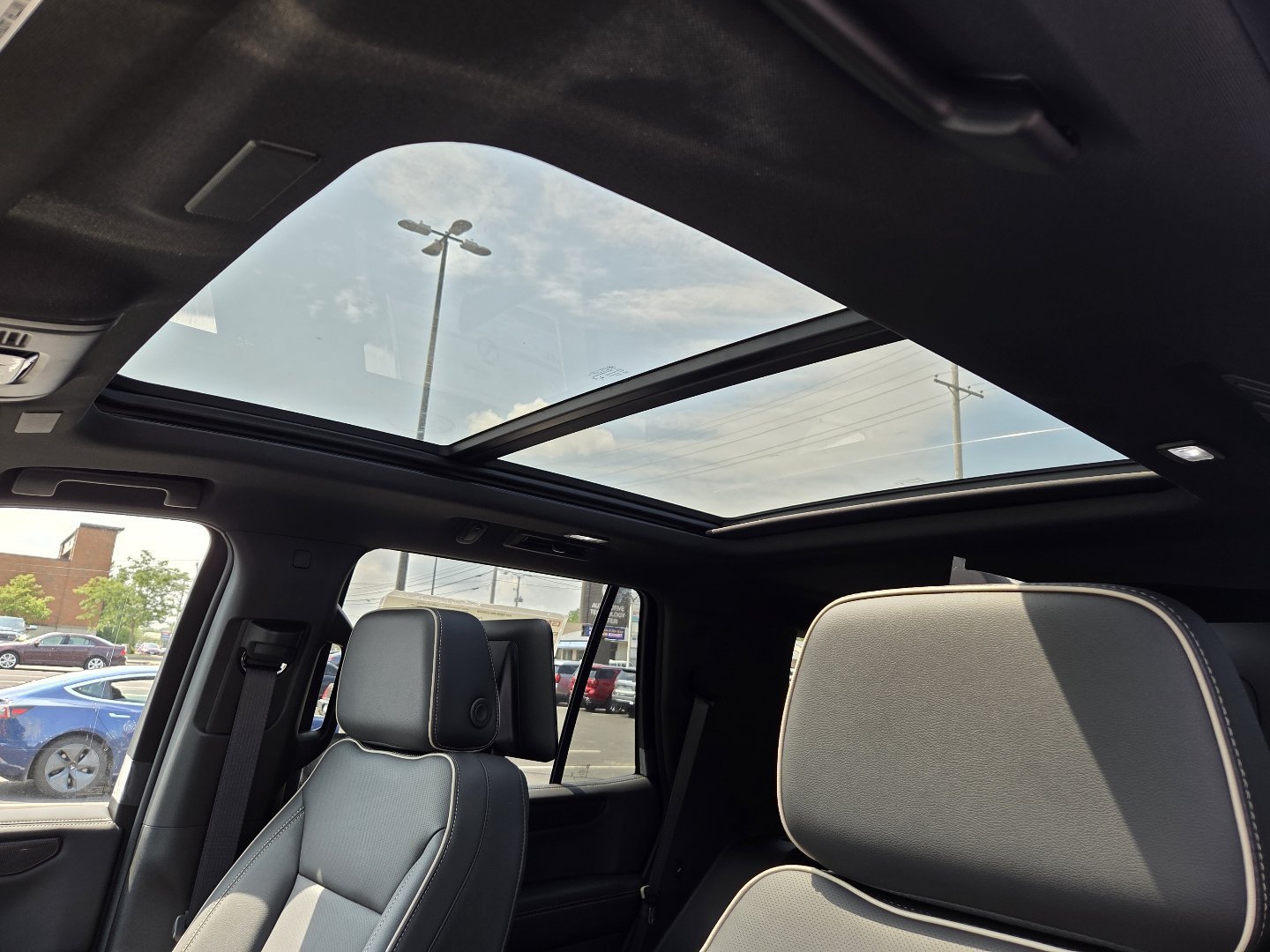 2026 GMC Yukon Elevation - Photo 6