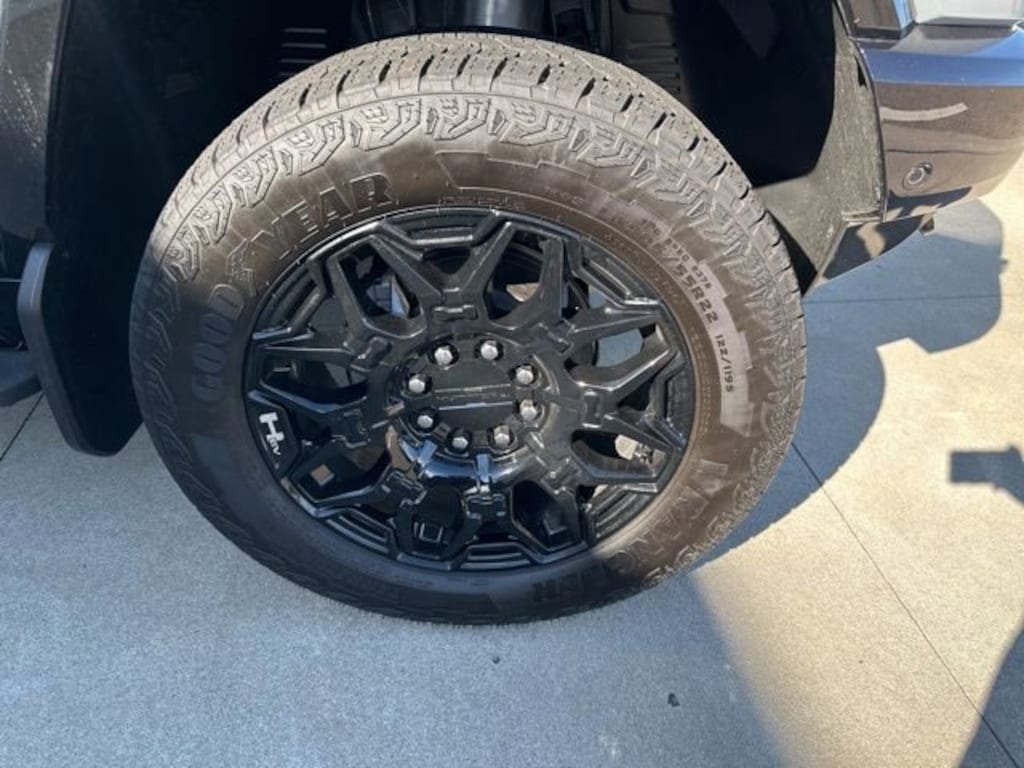 New 2025 GMC HUMMER EV SUV 2X SUV