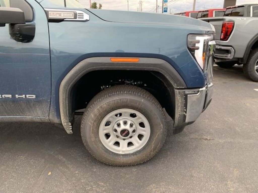 New 2025 GMC Sierra 2500 HD Pro Truck