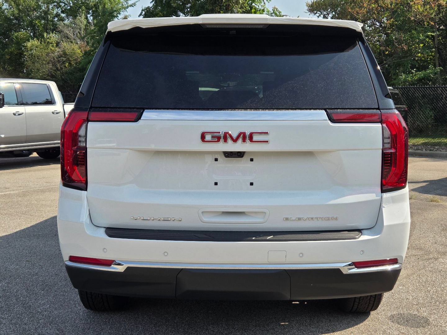 2026 GMC Yukon XL Elevation - Photo 18