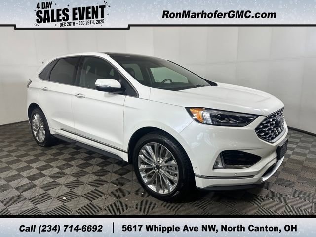 2020 Ford Edge Titanium's photo