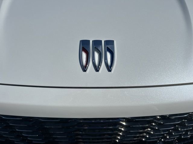 2026 Buick Enclave Avenir photo 2