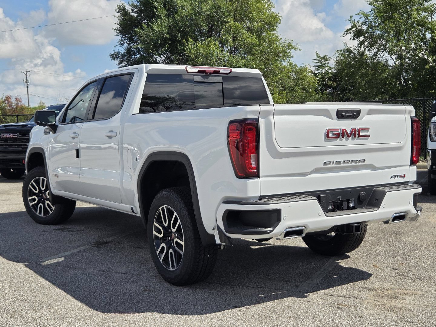 2026 GMC Sierra 1500 AT4 - Photo 17