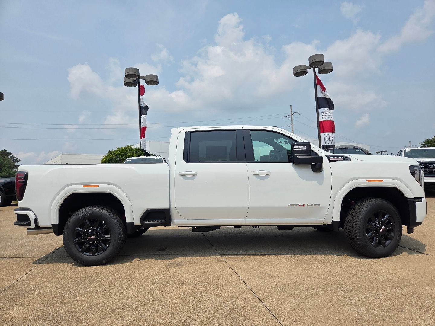 2026 GMC Sierra 2500HD AT4 - Photo 20